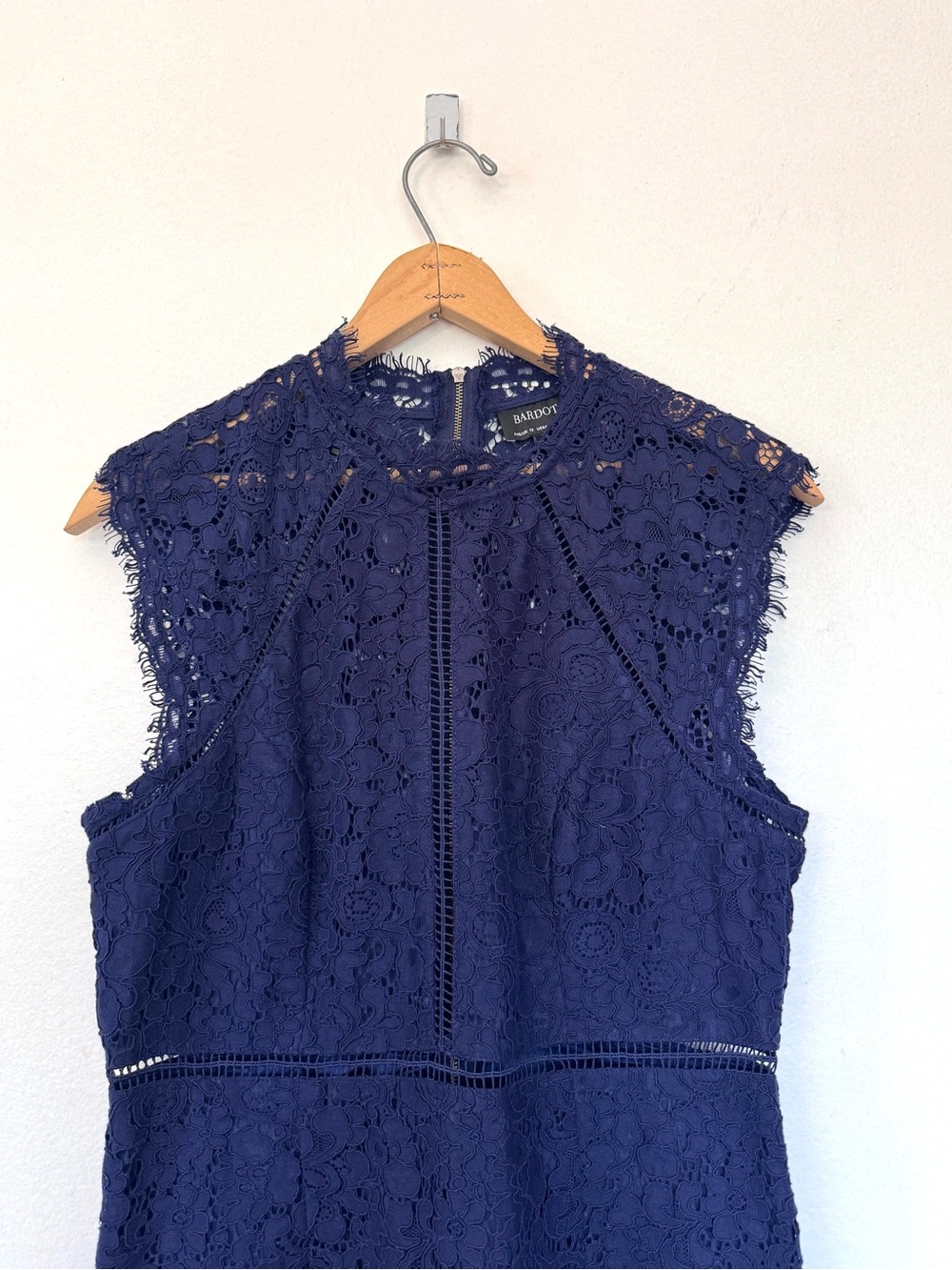 Bardot Navy Blue Lace Cocktail Dress Elegant Wedding Guest & Date Night Midi Sz8 - Picture 6 of 14